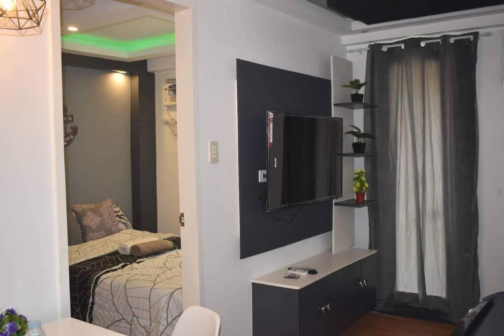 Ar02 1Bedroom Condo Unit With Free Pool, Hbo, Netflix & Wifi Davao Экстерьер фото